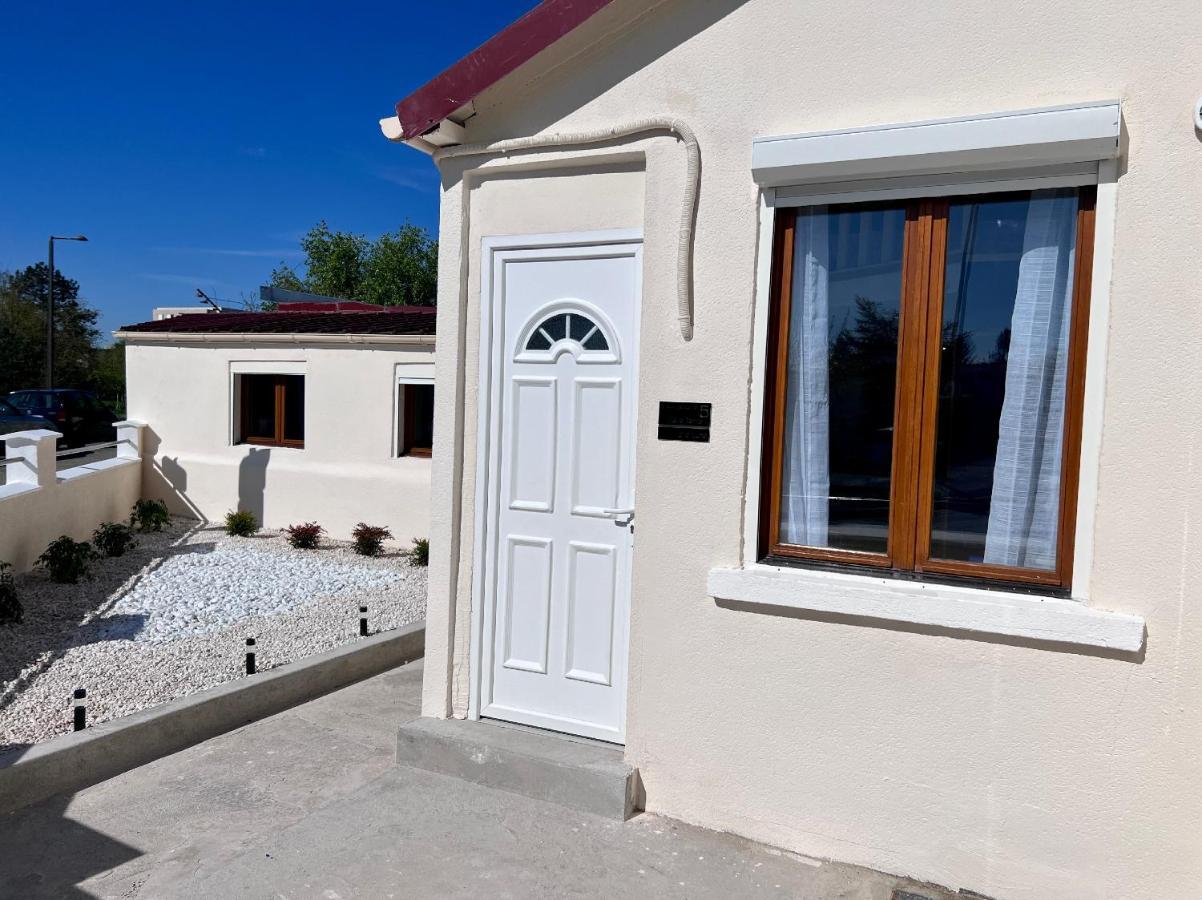 Les Studios De La Villa Jules Verne Амиен Екстериор снимка